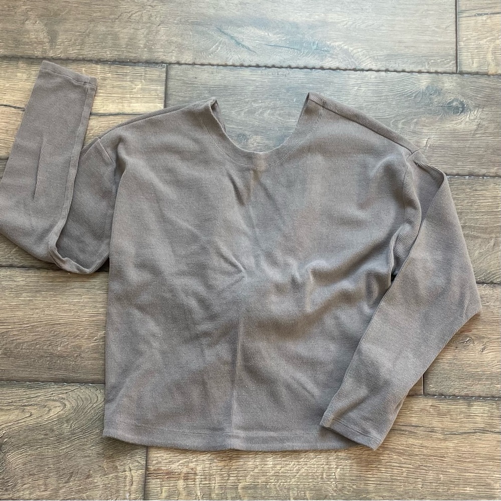 Athleta Taupe Long Sleeve Top